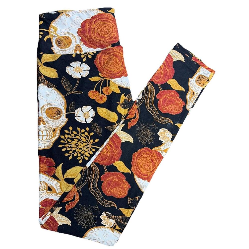 New LuLaRoe Skull & Roses Black Background Rare Unicorn Print Size OS (2-10)